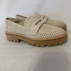 Dolce Vita Womens Chunky Penny Loafers Cream Size 6.5 NWOT